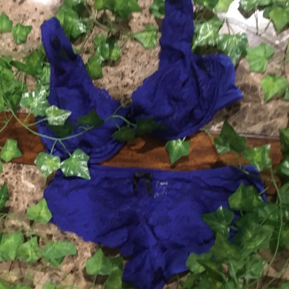 Bra + panties = set 🤩